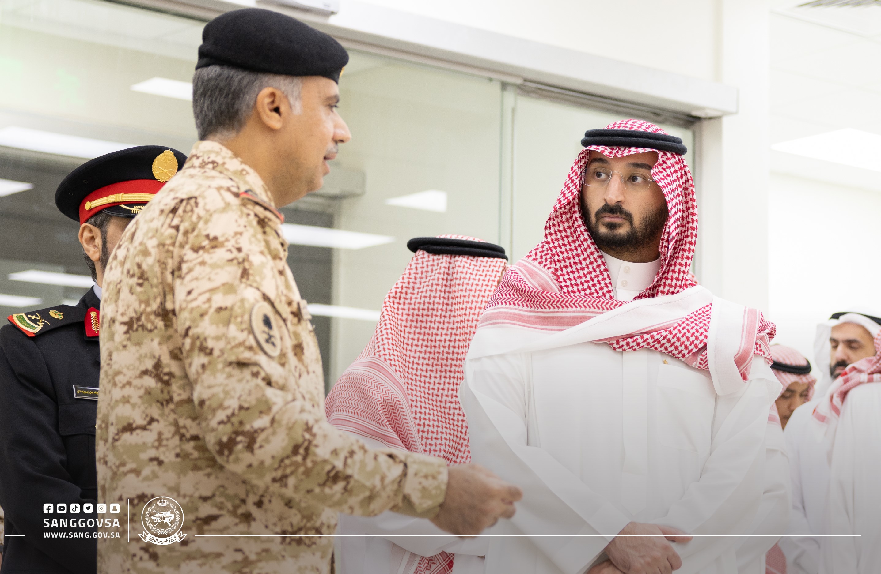 سمو وزير الحرس الوطني يدشن مركز استقبال المراجعين بوزارة الحرس الوطني 
