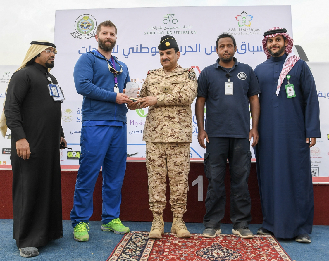 سباق كأس الحرس الوطني للدراجات 